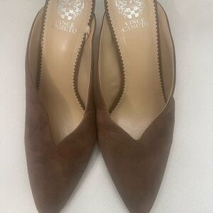 VINCE CAMUTO EQUESTRIAN BROWN SUEDE MULES!!! Like new!! 10